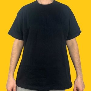 Foot Locker men’s tee